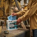 Sellars | ToolBox® Waterweave® T700 Pop-up Box, Blue Interfold Wipers, 100 Sheets - 78250